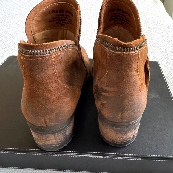 Born Montoro Distressed Moto booties - Picture 6 of 10